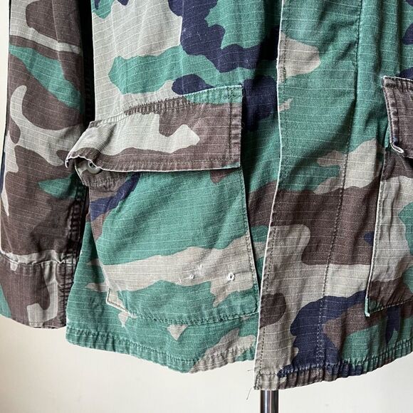 Vintage U.S. Army Woodland Camo BDU Jacket Medium Regular Ripstop Combat Coat - Picture 5 of 11